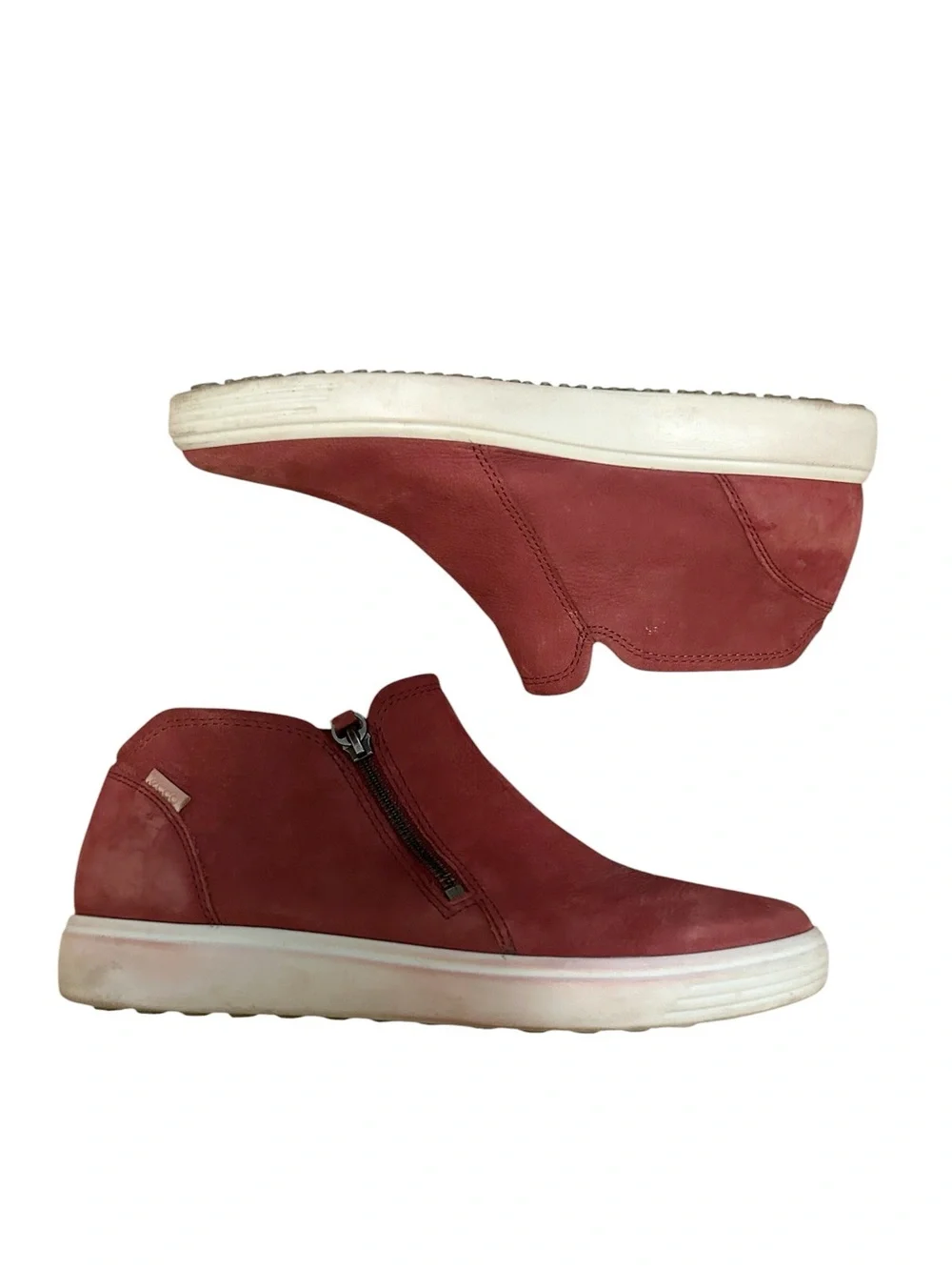 ECCO Soft 7 Women's Maroon Nubuck Zip Bootie Size: 8.5 (39/40)